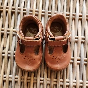 Stride Right Mary Janes